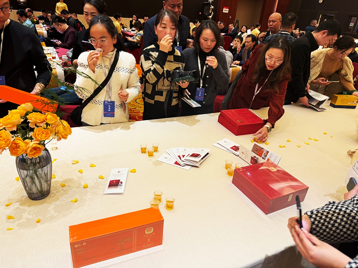 720 图片3 产品受欢迎.jpg 720 图片3 产品受欢迎.jpg